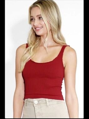 New Red Sweet Lettuce Edge Ribbed Cropped Square Neck